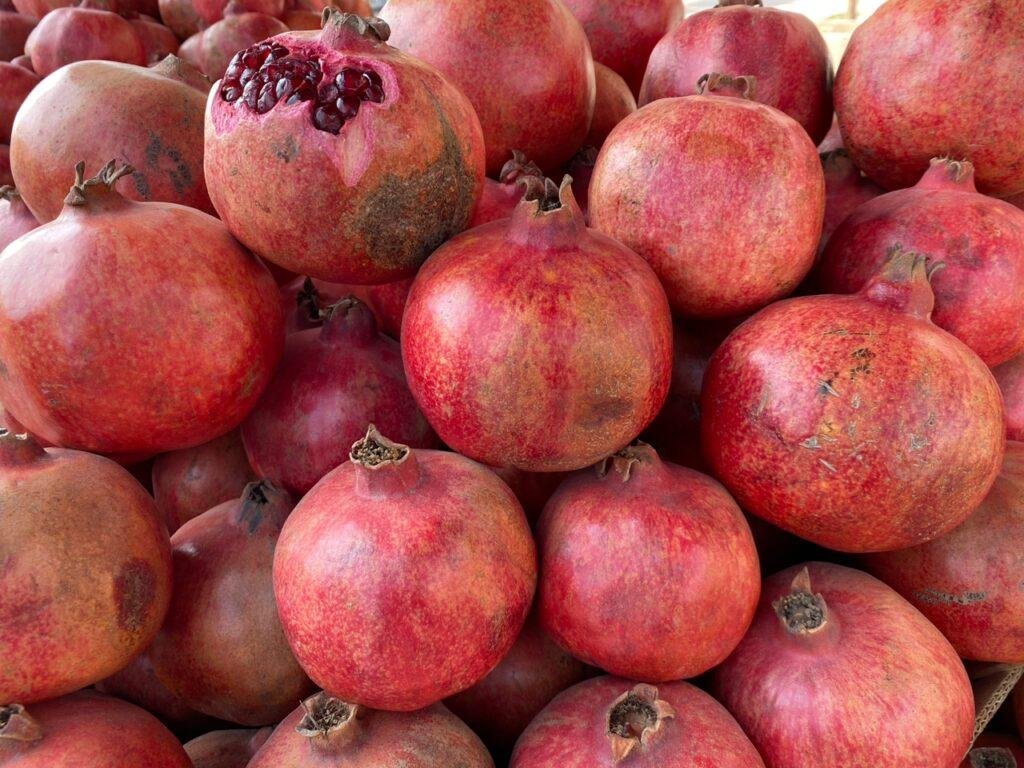 fresh pomegranate – premium wholesale fruit | juicy & sweet